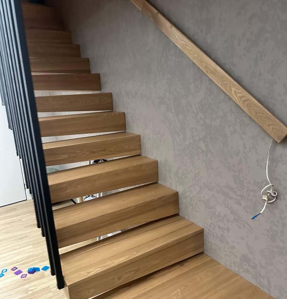 "Консольная" лестница