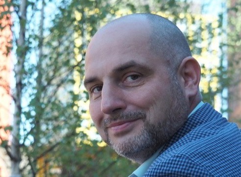 Именно через других людей приходят деньги и успех!