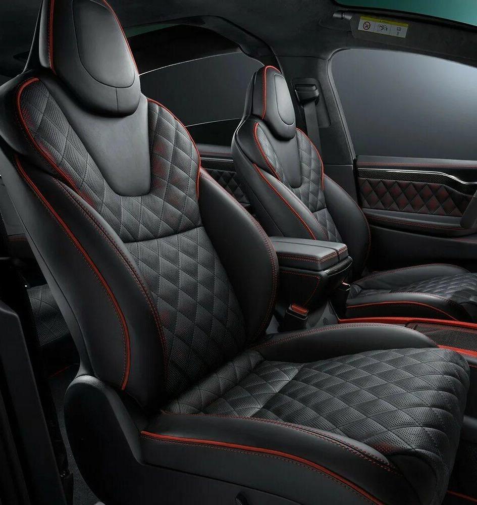 Перетяжка сидений