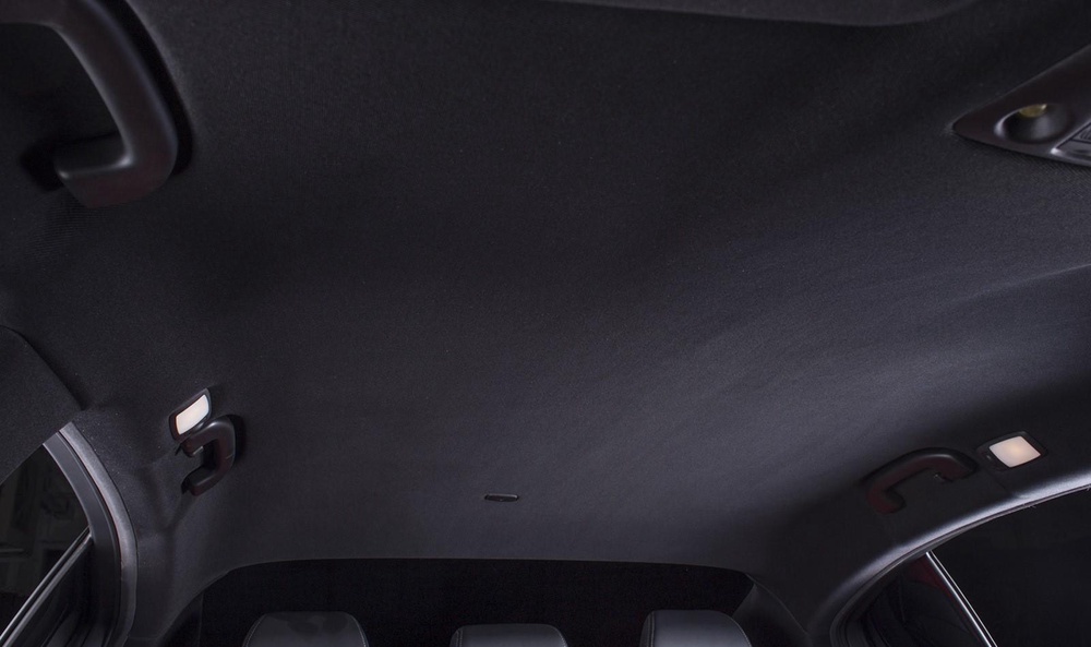 Перетяжка потолка в черный цвет