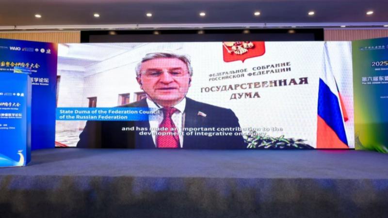 VI Международный форум АСЕАН по интегративной онкологии успешно завершился в Куньмине, наметив новый план глобального сотрудничества в борьбе с раком