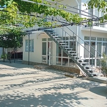 image-0-3