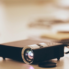 Кинотеатральные проекторы