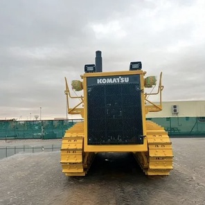 Komatsu D375A-6