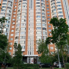 2-комн. кв., 50 м², 1/17 этаж