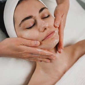 Классический массаж лица