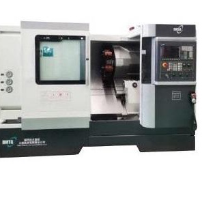 ТОКАРНЫЙ ОБРАБАТЫВАЮЩИЙ ЦЕНТР С ЧПУ И ФРЕЗЕРНОЙ ФУНКЦИЕЙ DT-40H
