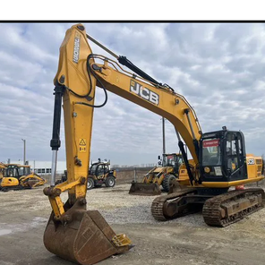 Гусеничный экскаватор JCB JS 180