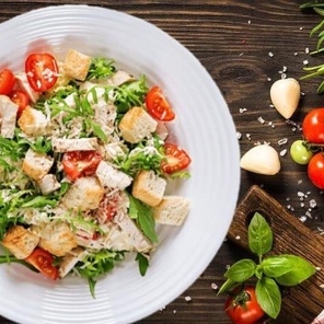 Цезарь с курицей