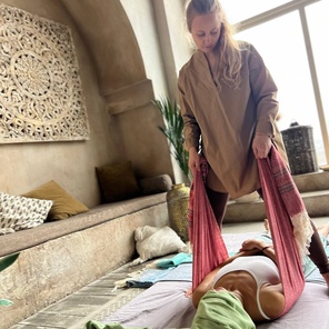 Тайский массаж с полотнами 90 мин/120 мин