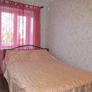 Снять в Бердянске посуточно, центр ул.Лиепайская 14/2 — 3000 ₽