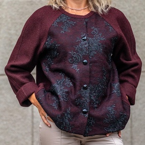 Жакет с кружевом