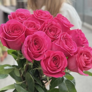 11 малиновых роз Пинк Флойд 80см