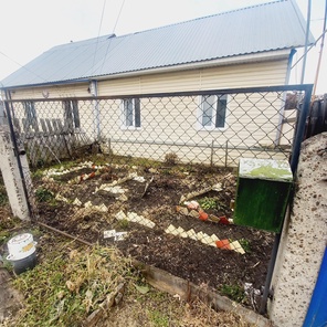 Половина дома с. Красная Нива