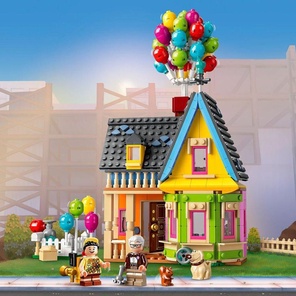 Дом из мультфильма Вверх