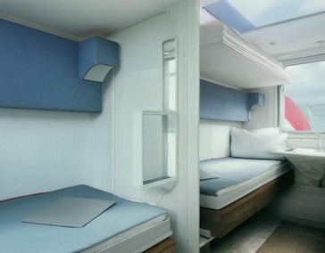 Материально-техническое обеспечение контрактного производства, включая полное укомплектование необходимыми комплектующими и материалами и организацию логистики запасных частей и готовой продукции.