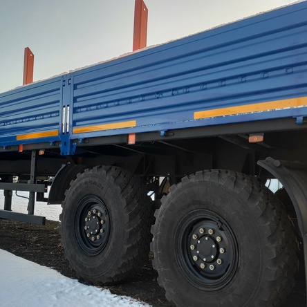Полуприцепы бортовые  и платформы