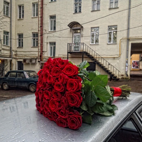 Нет повода не радовать близких людей!