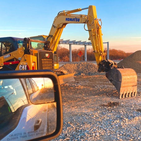 Поставки оборудования