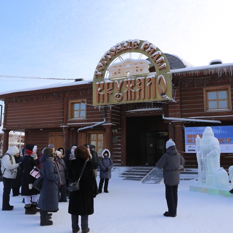 Программа пешей экскурсии с остановками по Старому городу