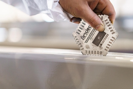 Представительство владельца при ремонте и окраске яхты
