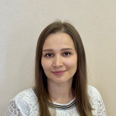 Пелит Татьяна Сергеевна
Директор центра, учитель