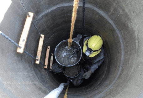 Чистка канализационных колодцев