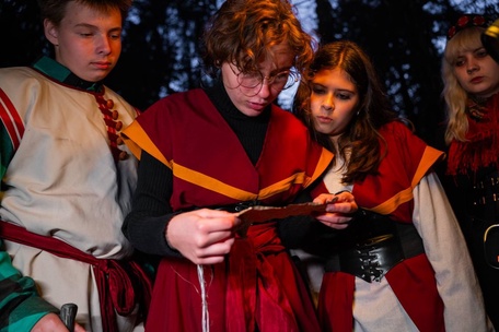 ЛЕТОПИСЬ
Пустая земля